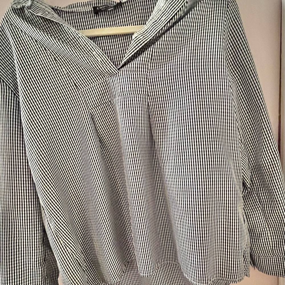 Women’s Blouse BUNDLE - image 1